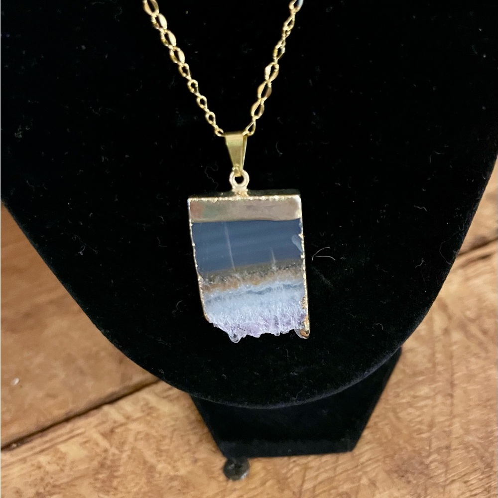 Stone Pendant Necklace